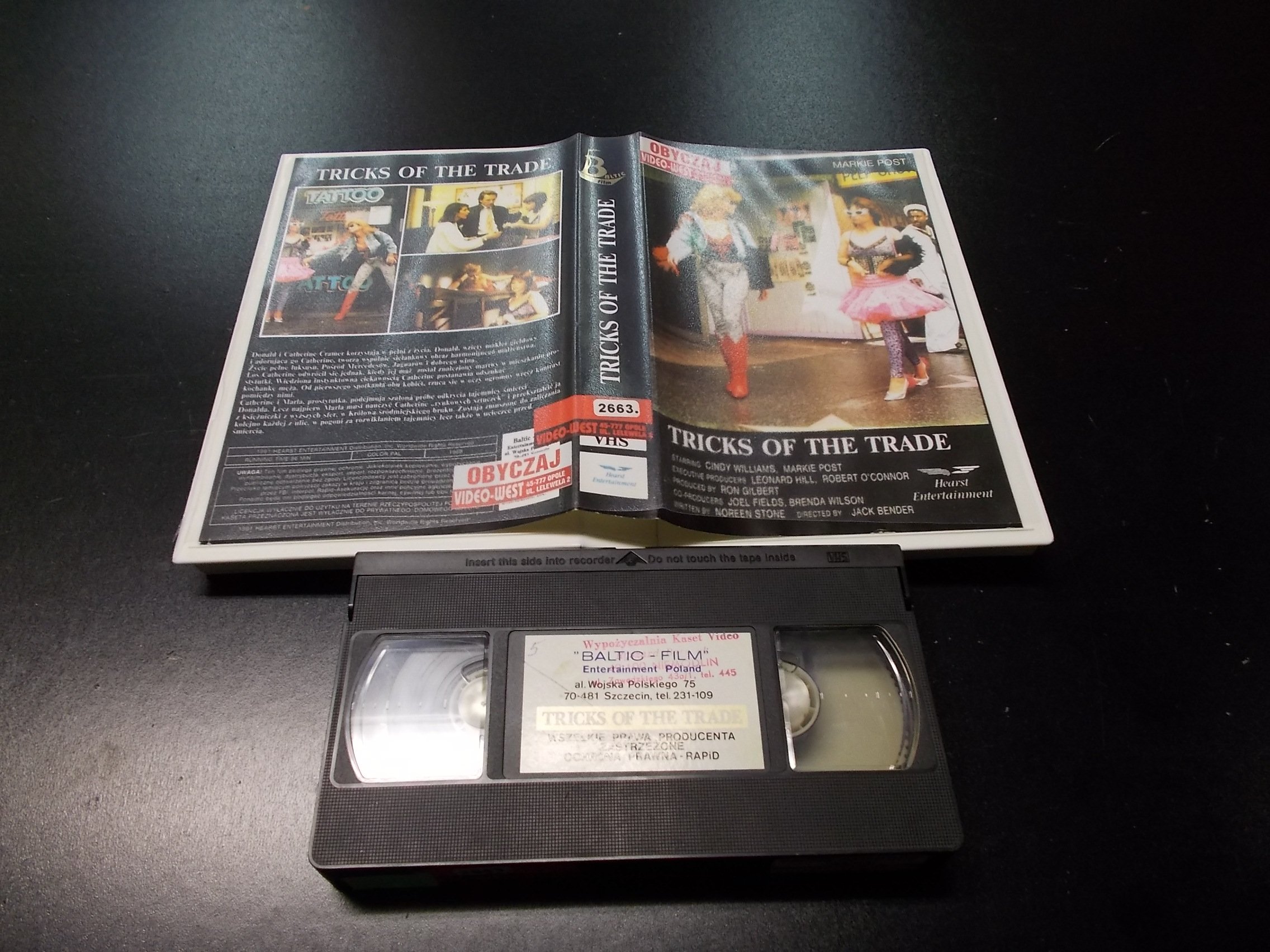 TRICKS OF THE TRADE -  kaseta VHS - 1199 Opole - AlleOpole.pl