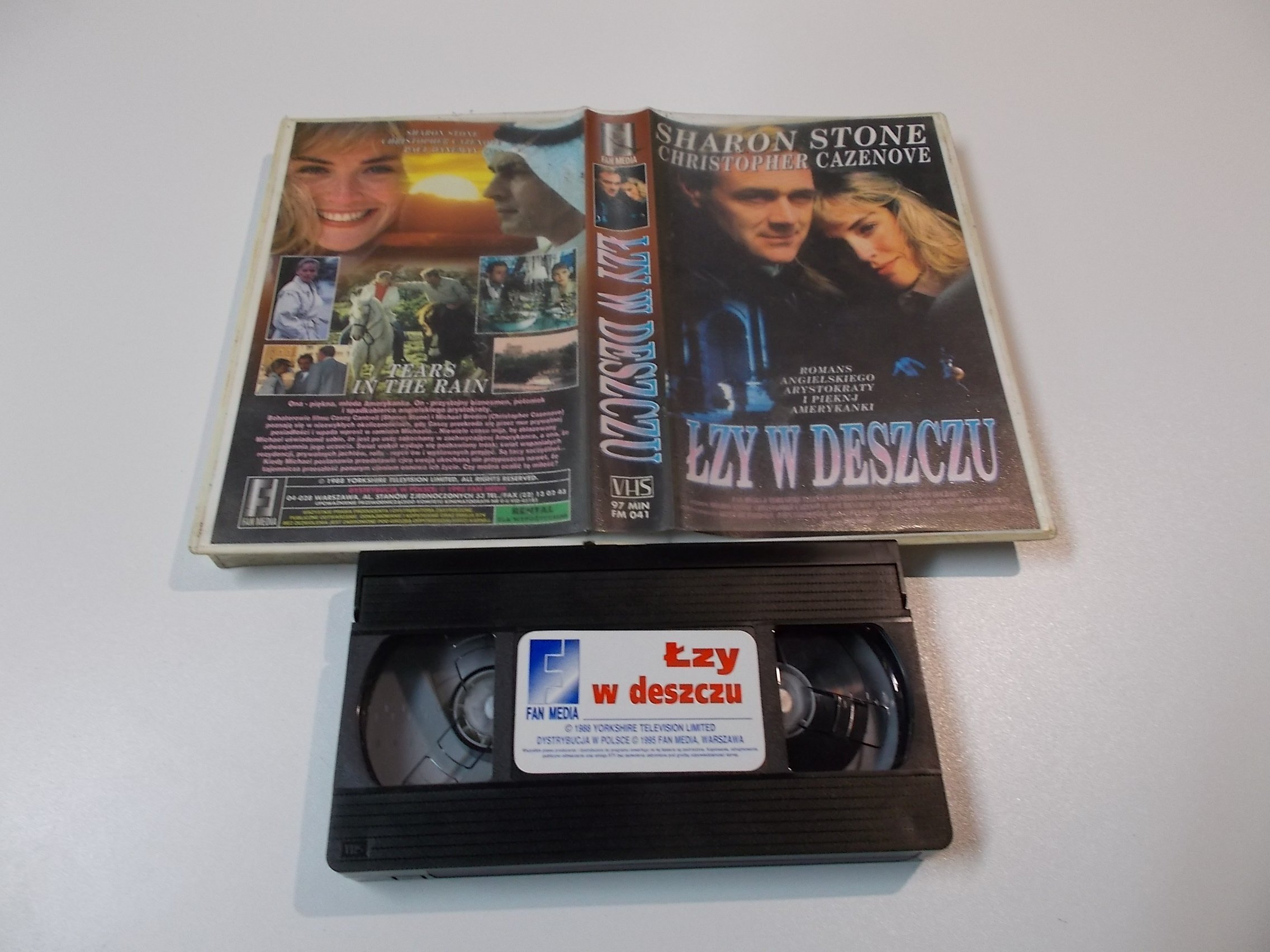 ŁZY W DESZCZU - kaseta Video VHS - 1455 Sklep 